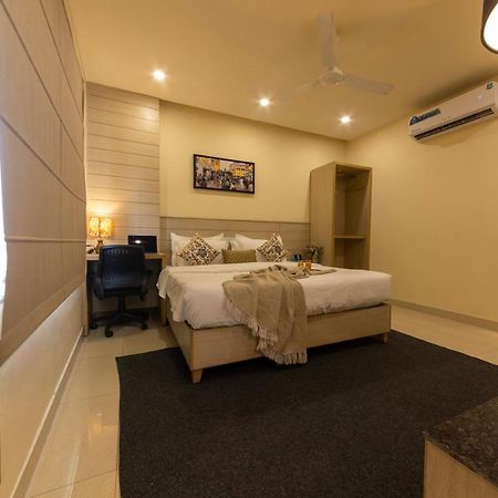 Sagar Hotel Amritsar Bagian luar foto