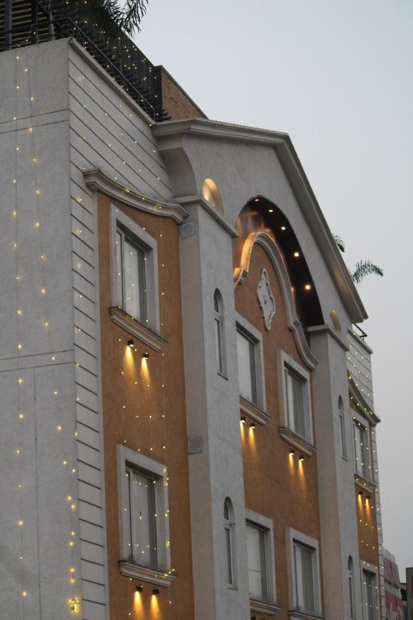 Sagar Hotel Amritsar Bagian luar foto