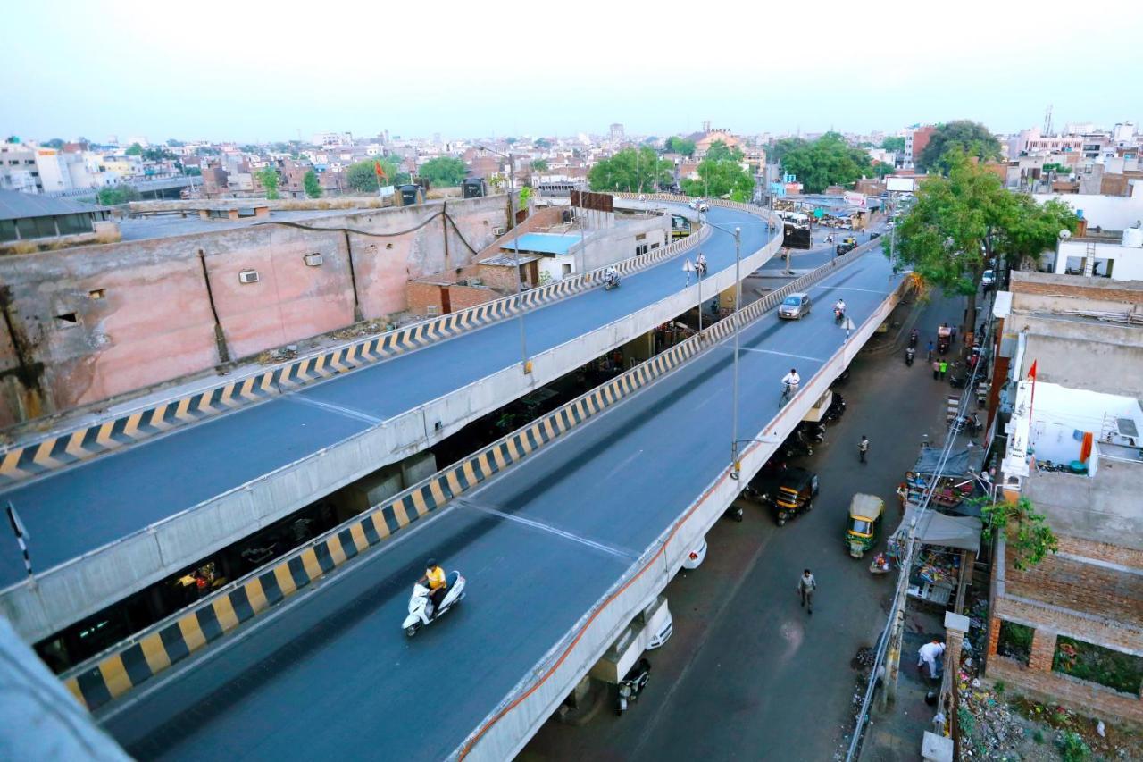 Sagar Hotel Amritsar Bagian luar foto