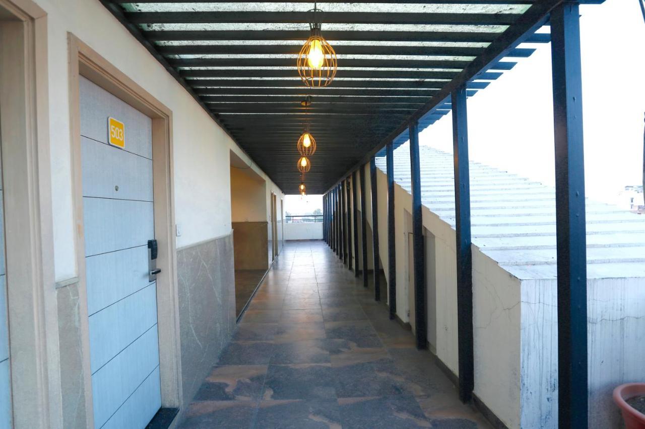 Sagar Hotel Amritsar Bagian luar foto