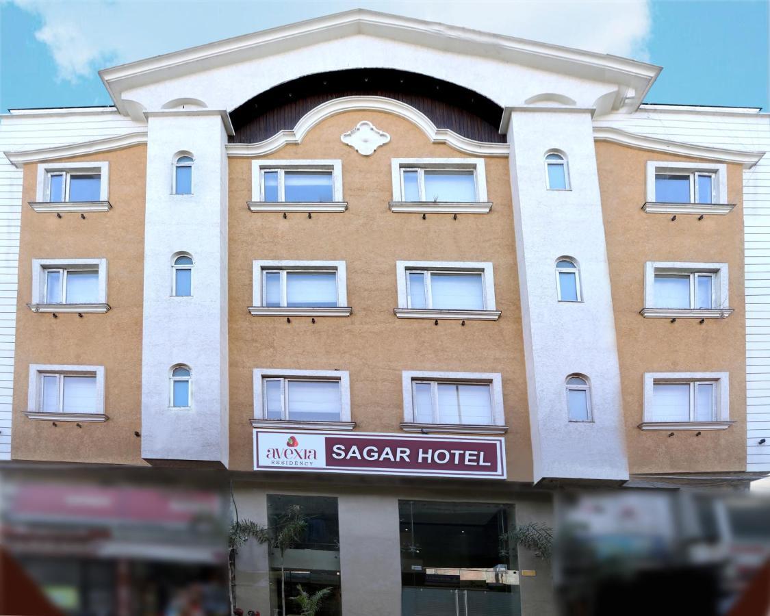Sagar Hotel Amritsar Bagian luar foto