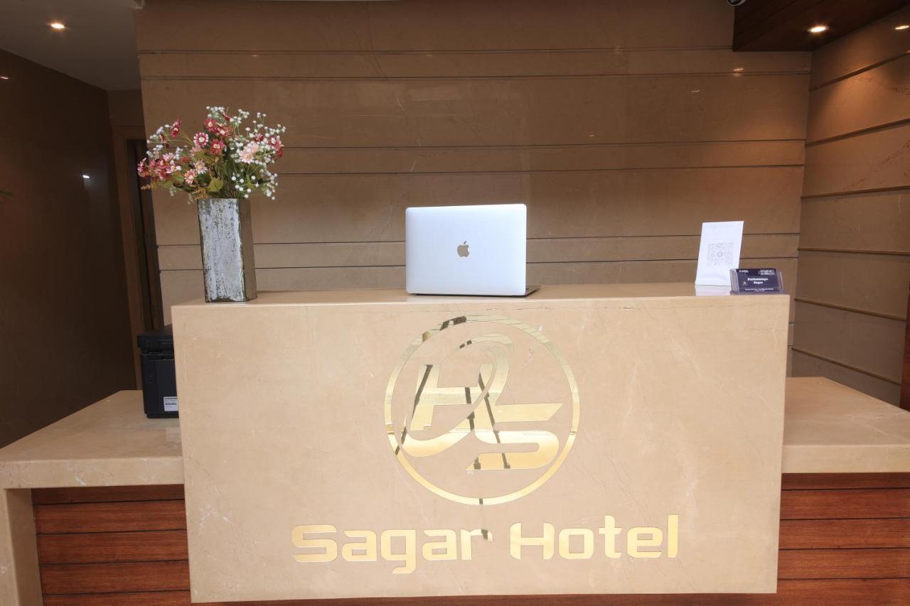 Sagar Hotel Amritsar Bagian luar foto