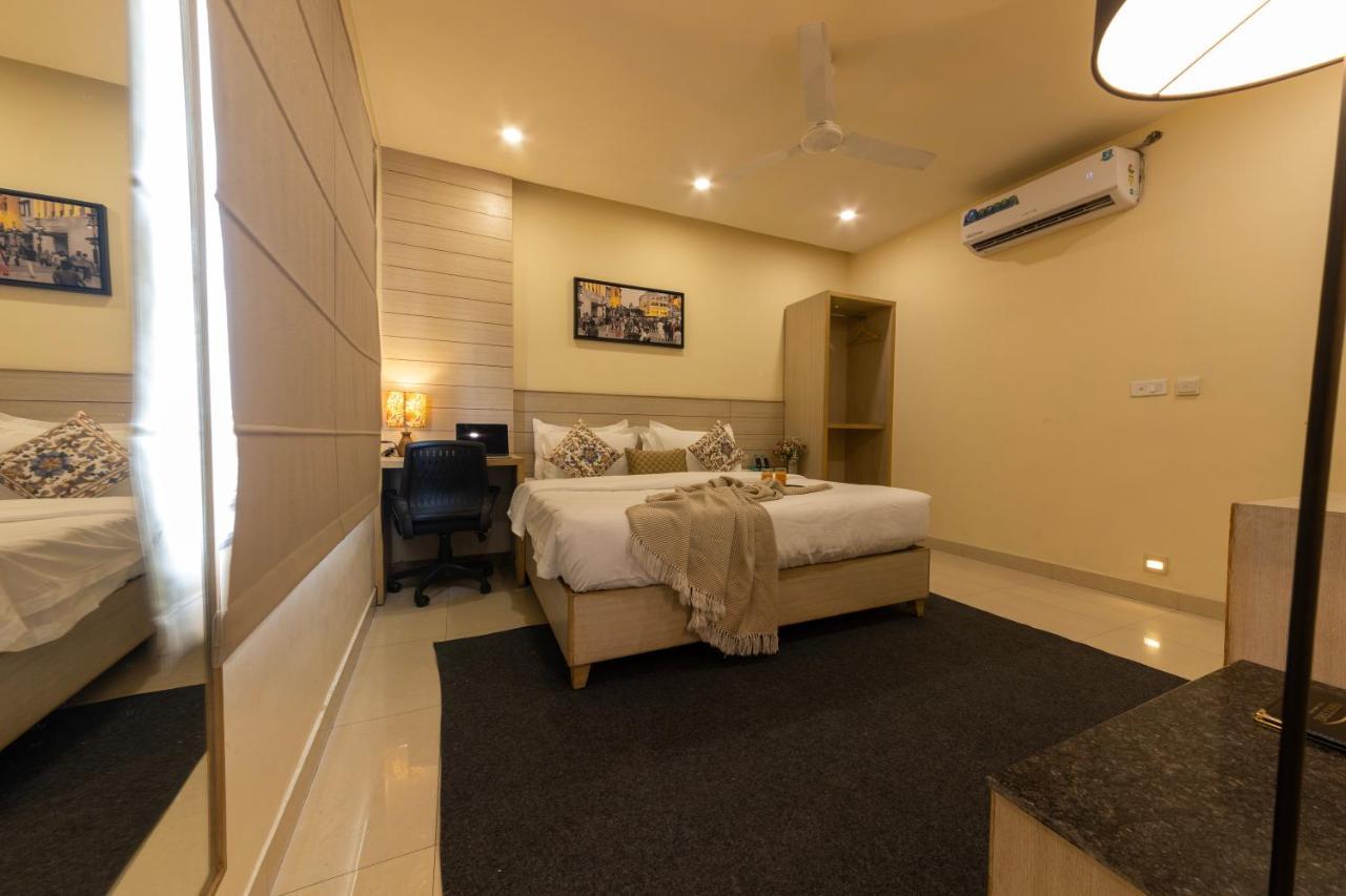 Sagar Hotel Amritsar Bagian luar foto