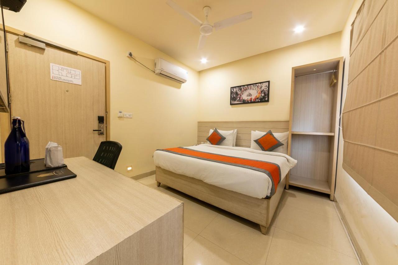 Sagar Hotel Amritsar Bagian luar foto