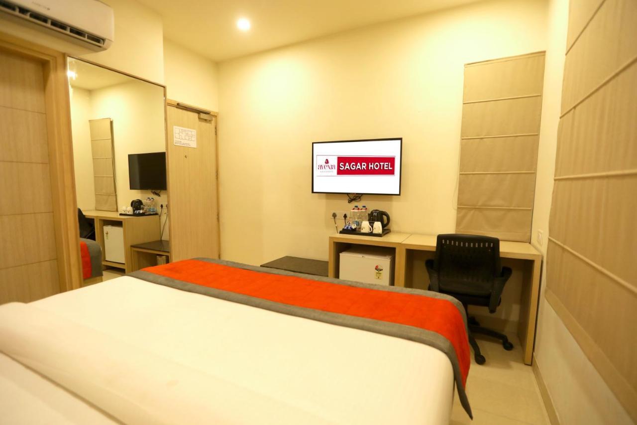 Sagar Hotel Amritsar Bagian luar foto